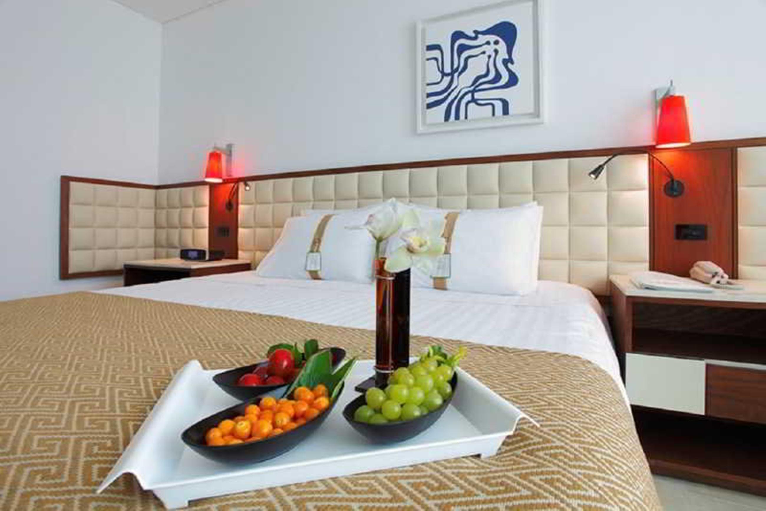 Holiday Inn Cartagena Morros By Ihg Kamer foto A room at the hotel