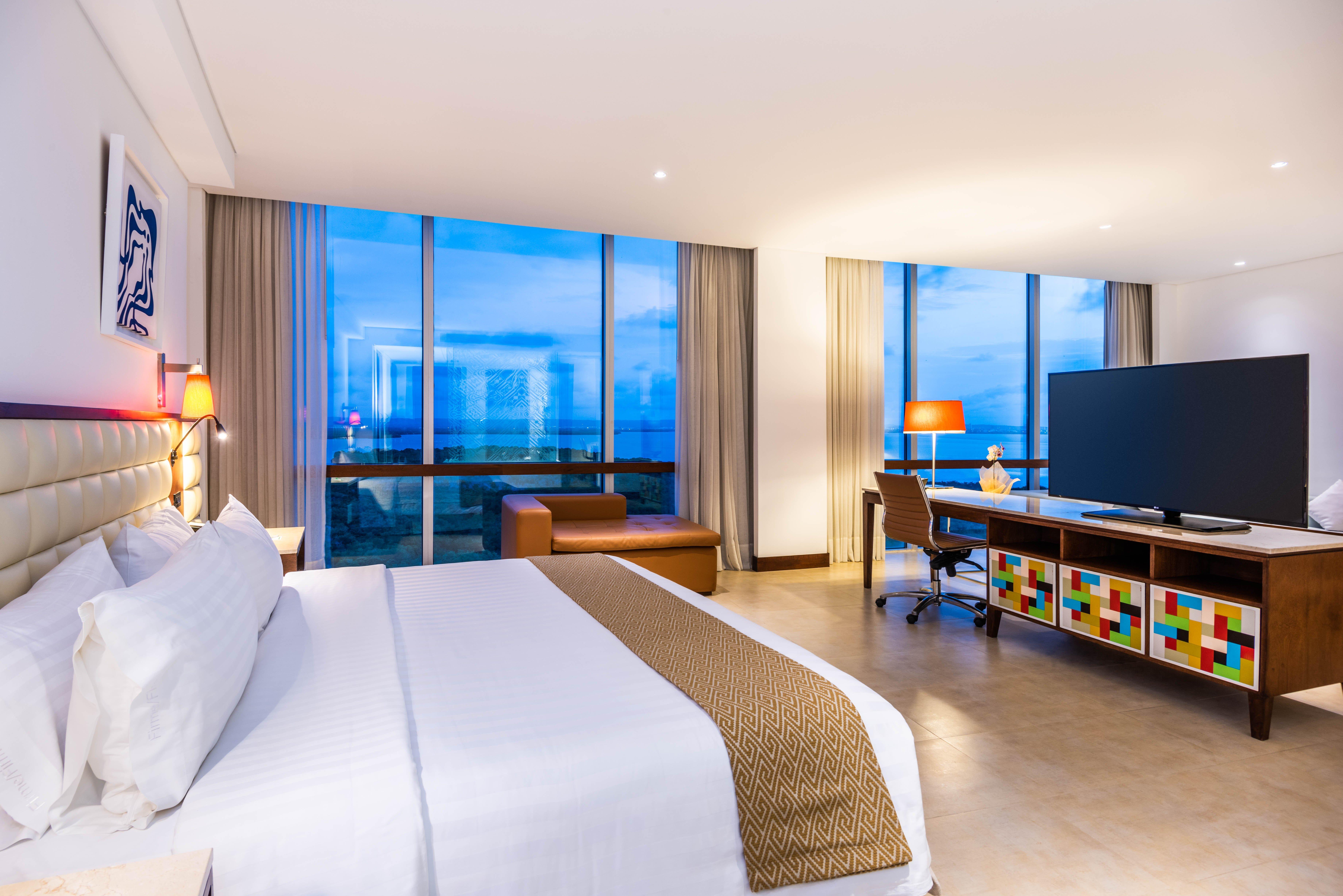 Holiday Inn Cartagena Morros By Ihg Buitenkant foto Deluxe Suite