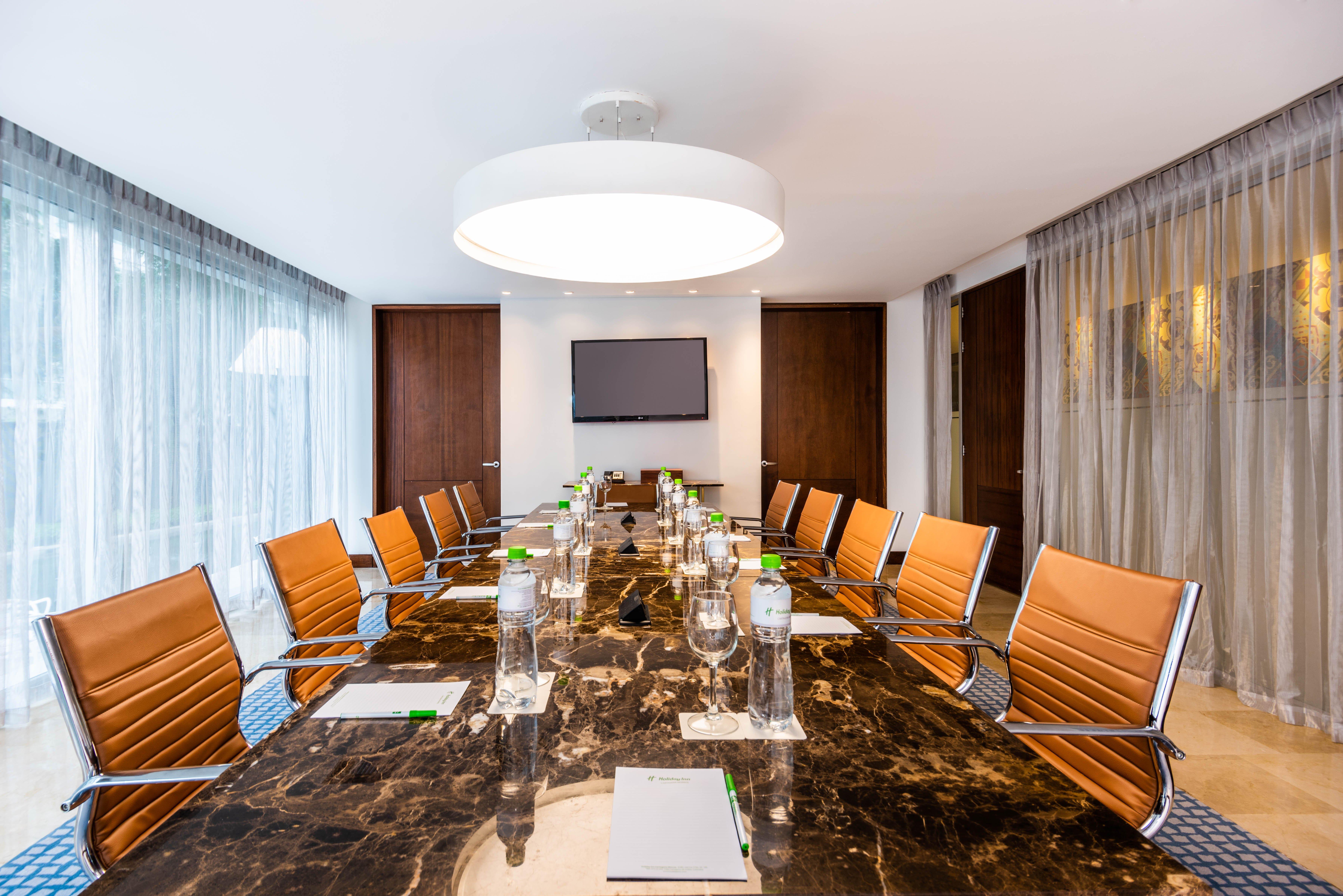Holiday Inn Cartagena Morros By Ihg Buitenkant foto Meeting room at the InterContinental London The O2