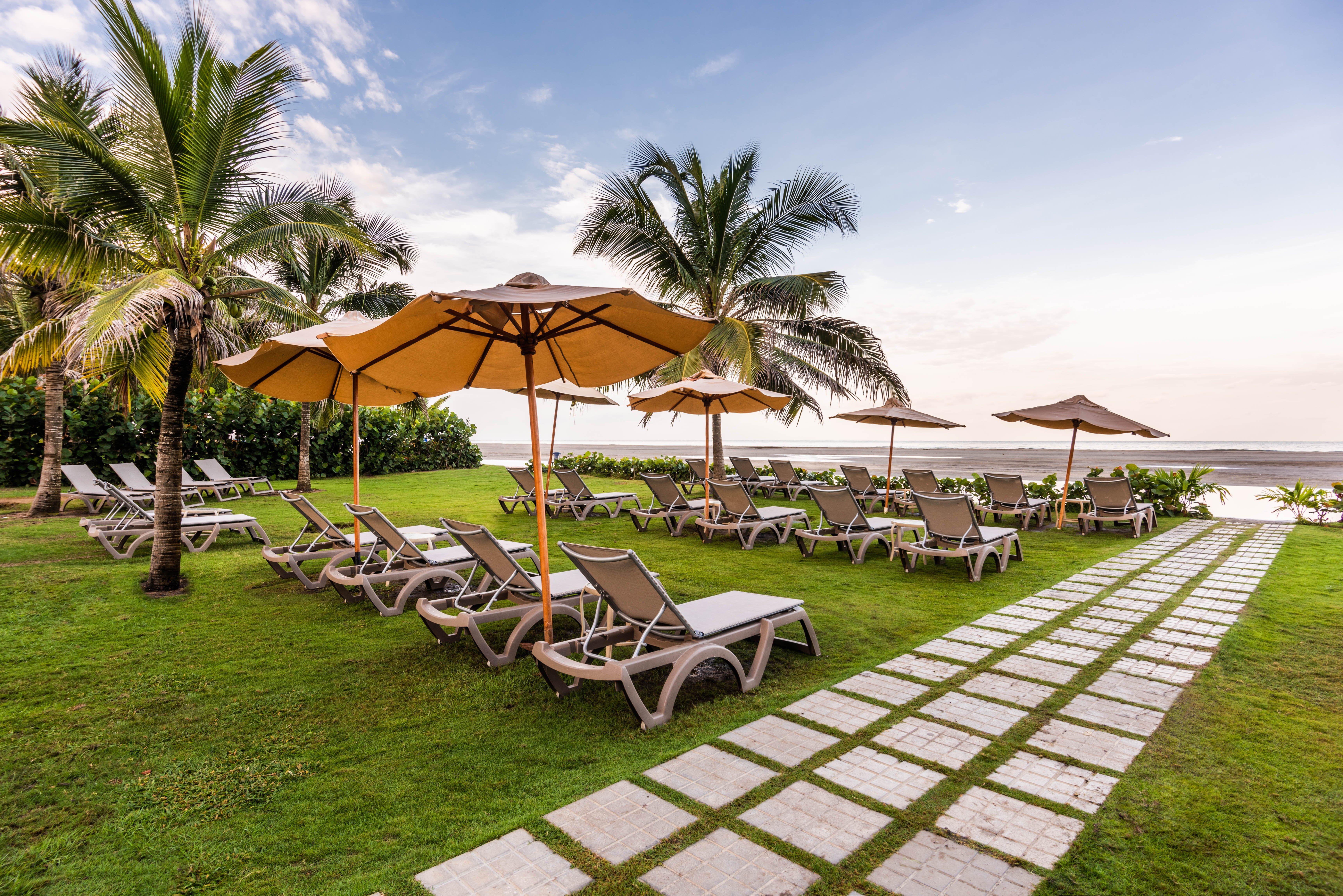Holiday Inn Cartagena Morros By Ihg Buitenkant foto The beach at the Royal Paradise Hotel & Spa