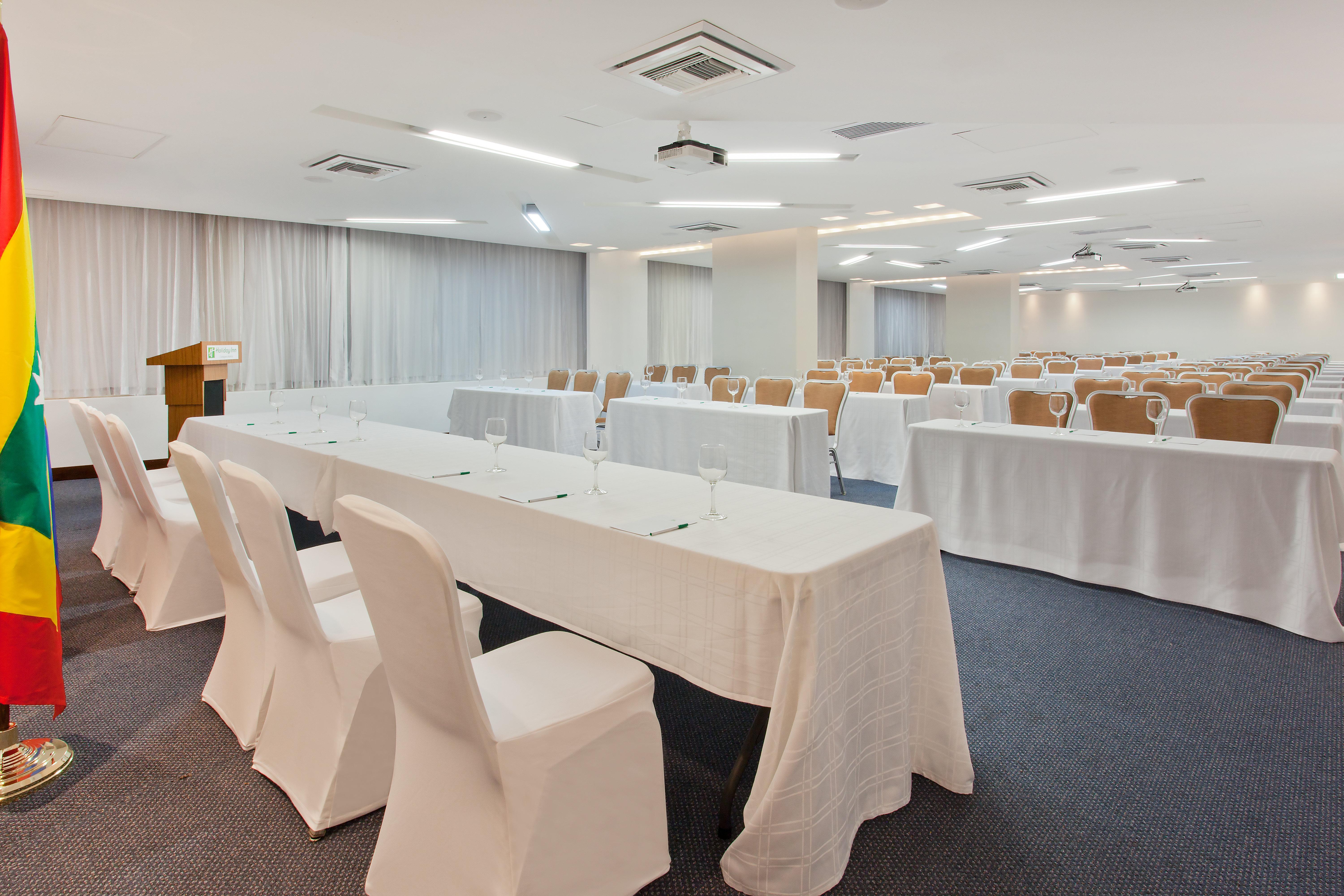 Holiday Inn Cartagena Morros By Ihg Buitenkant foto Meeting room